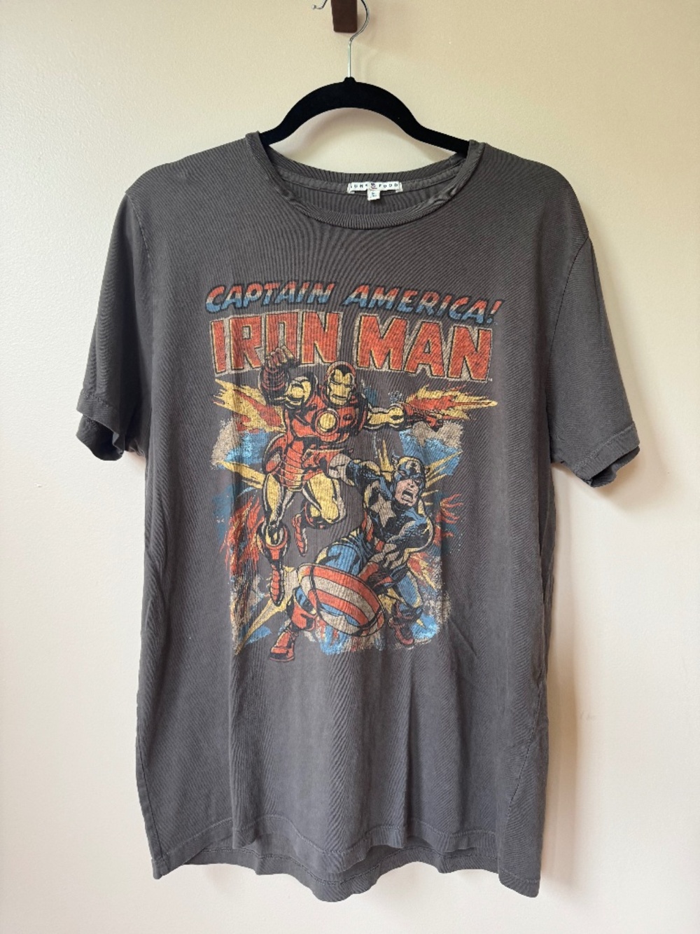 Junk food Captain American/ Iron Man Tee